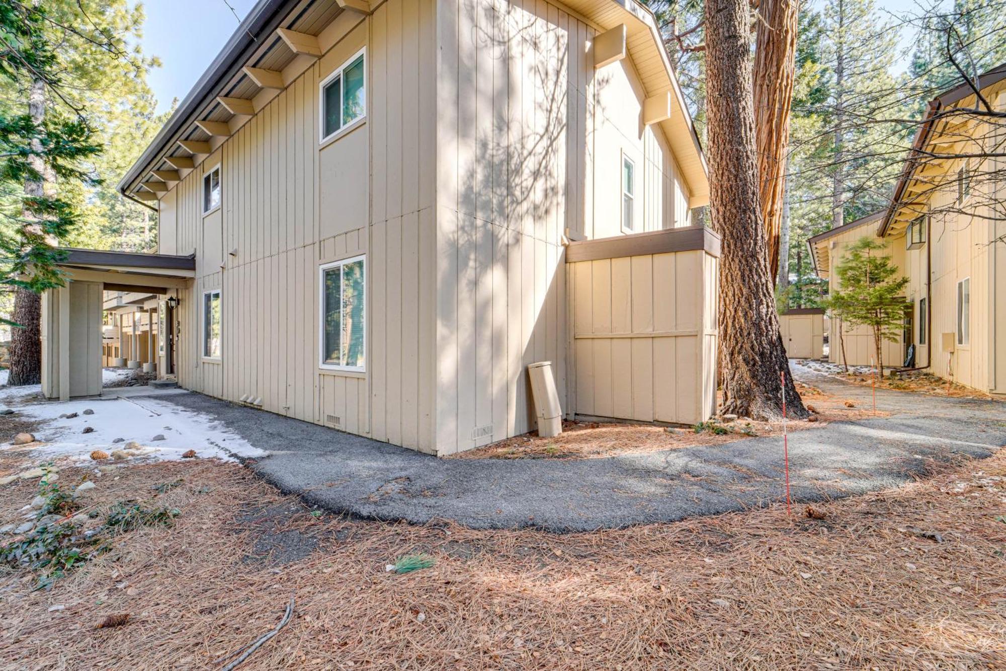 Tahoe Condo About 1 Mi To Diamond Peak Ski Resort! 인크라인 빌리지 외부 사진