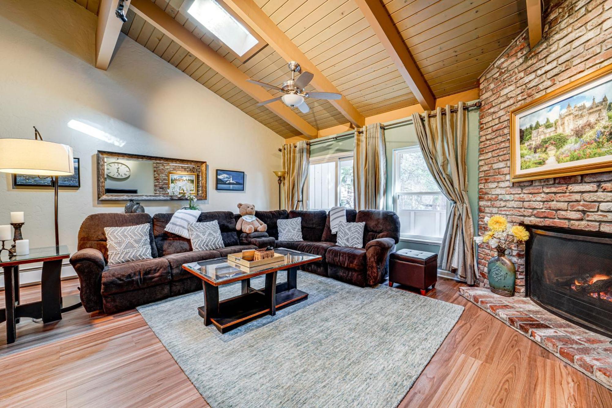 Tahoe Condo About 1 Mi To Diamond Peak Ski Resort! 인크라인 빌리지 외부 사진